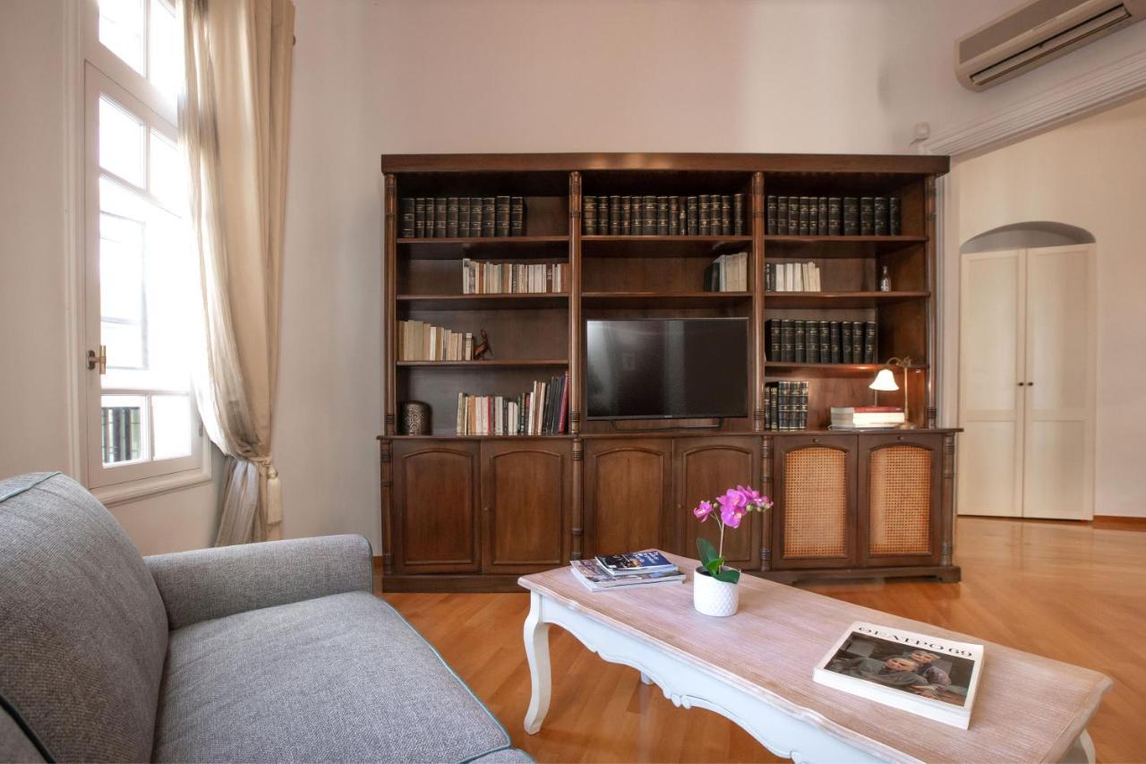 Neoclassical Apartment Close To Syntagma-Plaka By Ghh Athen Eksteriør bilde