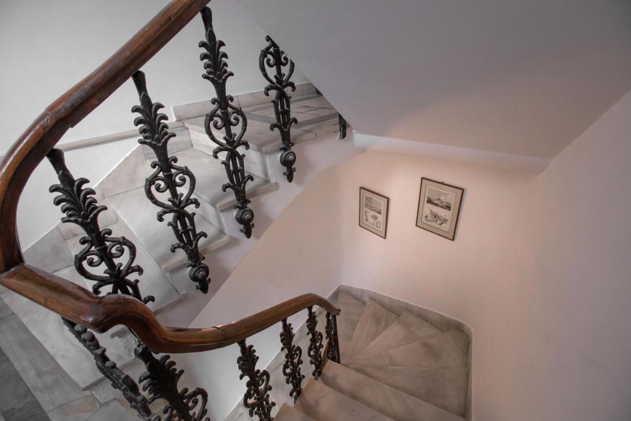 Neoclassical Apartment Close To Syntagma-Plaka By Ghh Athen Eksteriør bilde